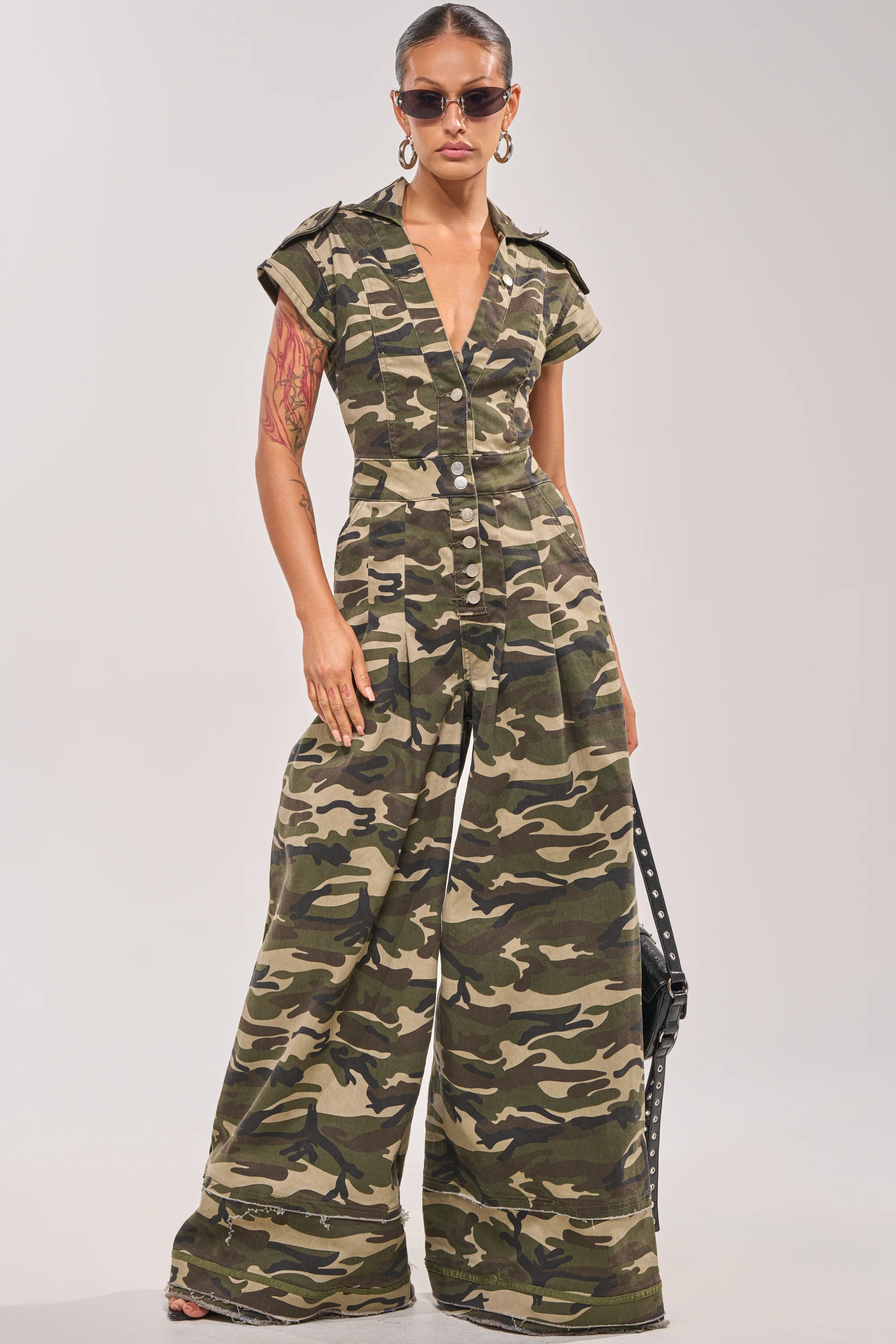 MAJOR DRAMA CAMO JUMPSUIT IN CAMO - Akira Store