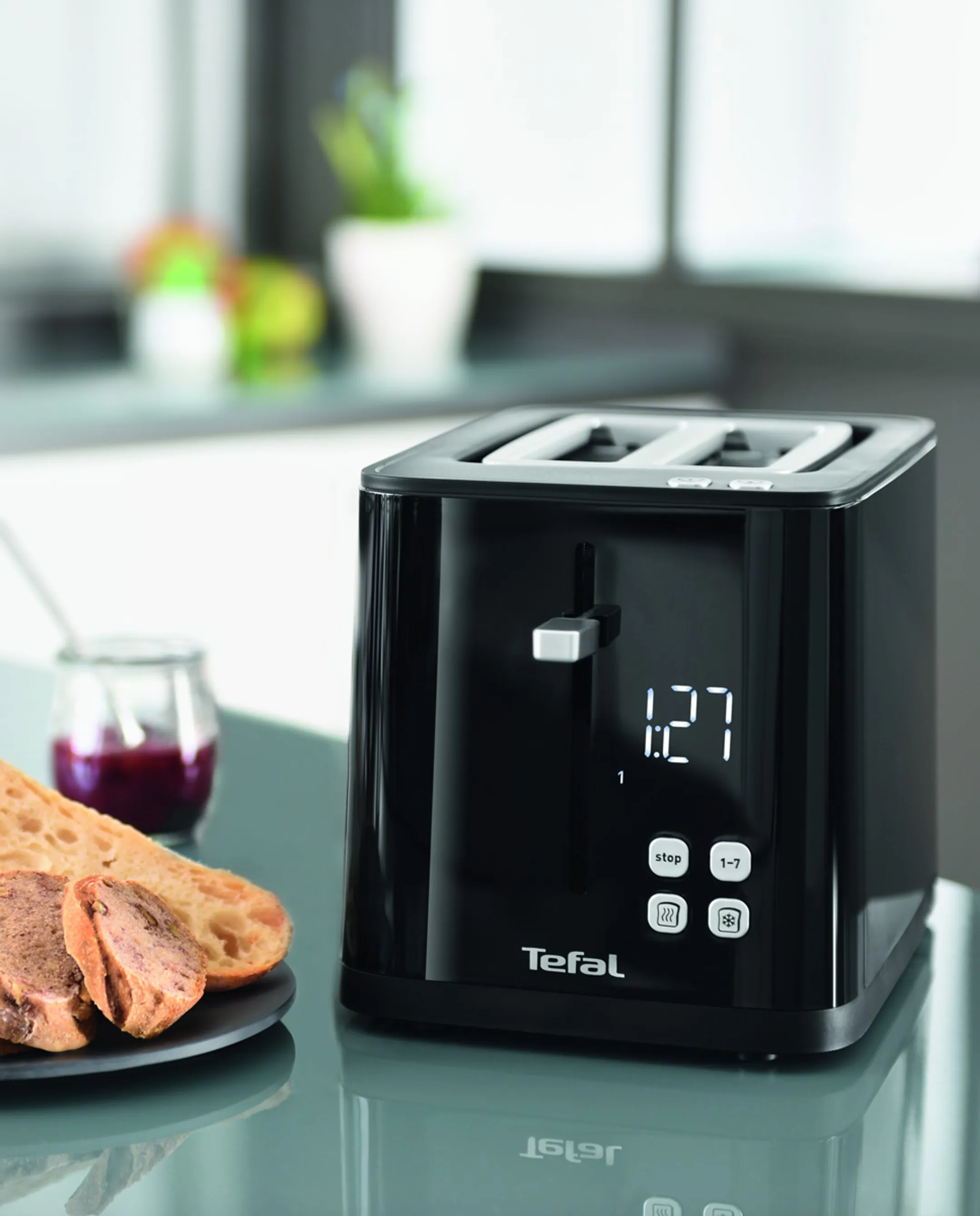 Tefal Broodrooster Touch'N Light TT640810