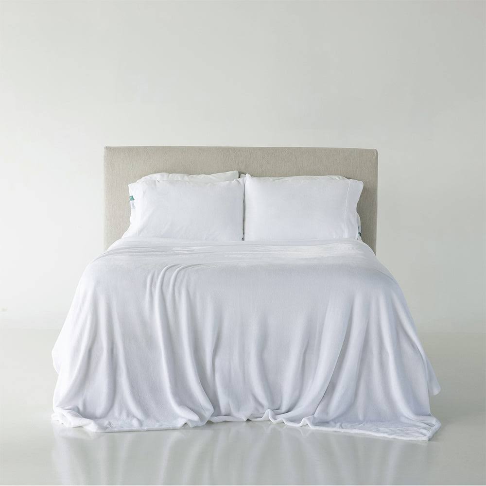 Eco VelvetLoft Sheets Queen Berkshire Blanket White Sand