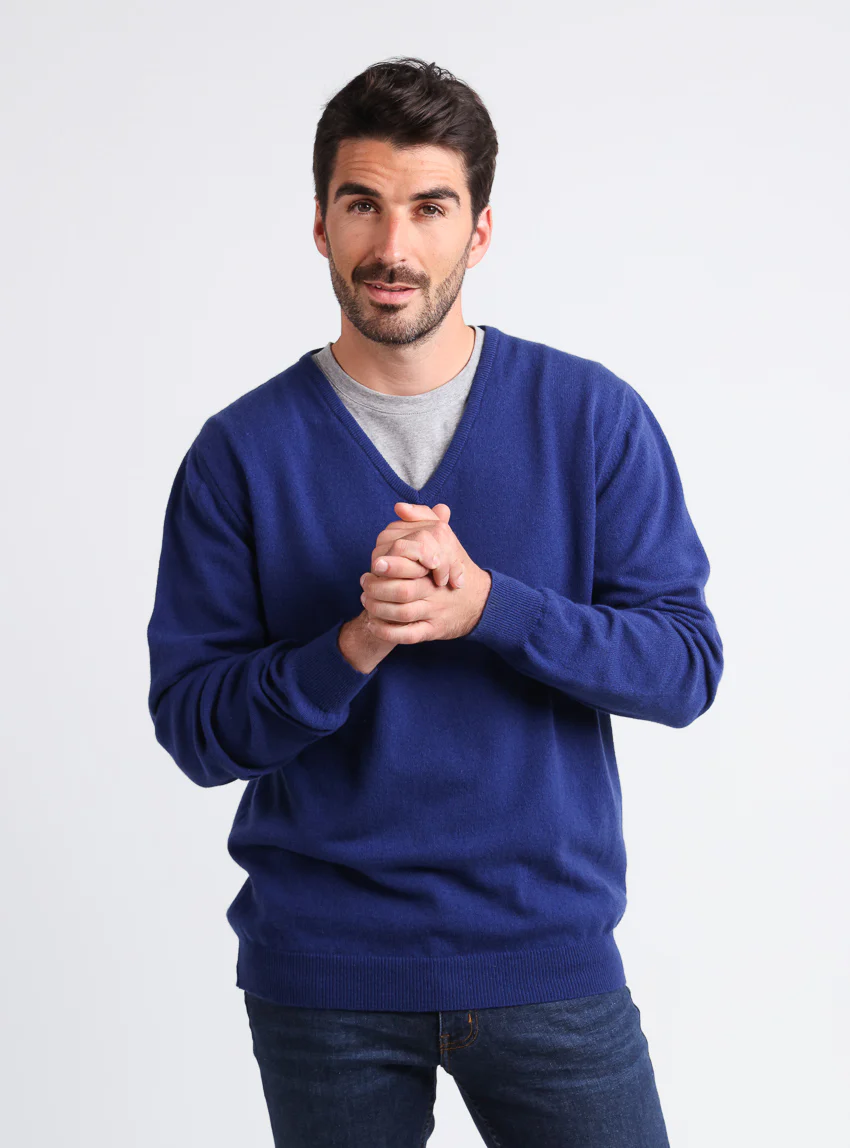 Pull homme col V en cachemire et laine bleu indigo