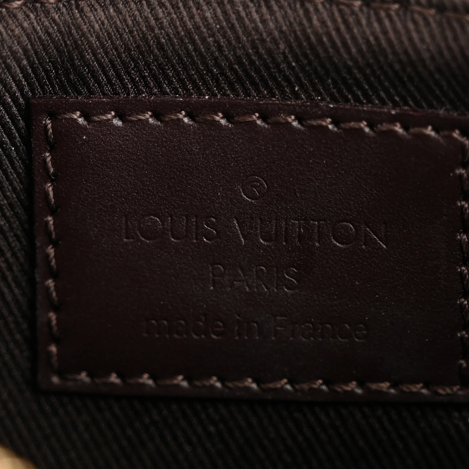 Vernis Monogram Mini Pochette Accessories Amarante