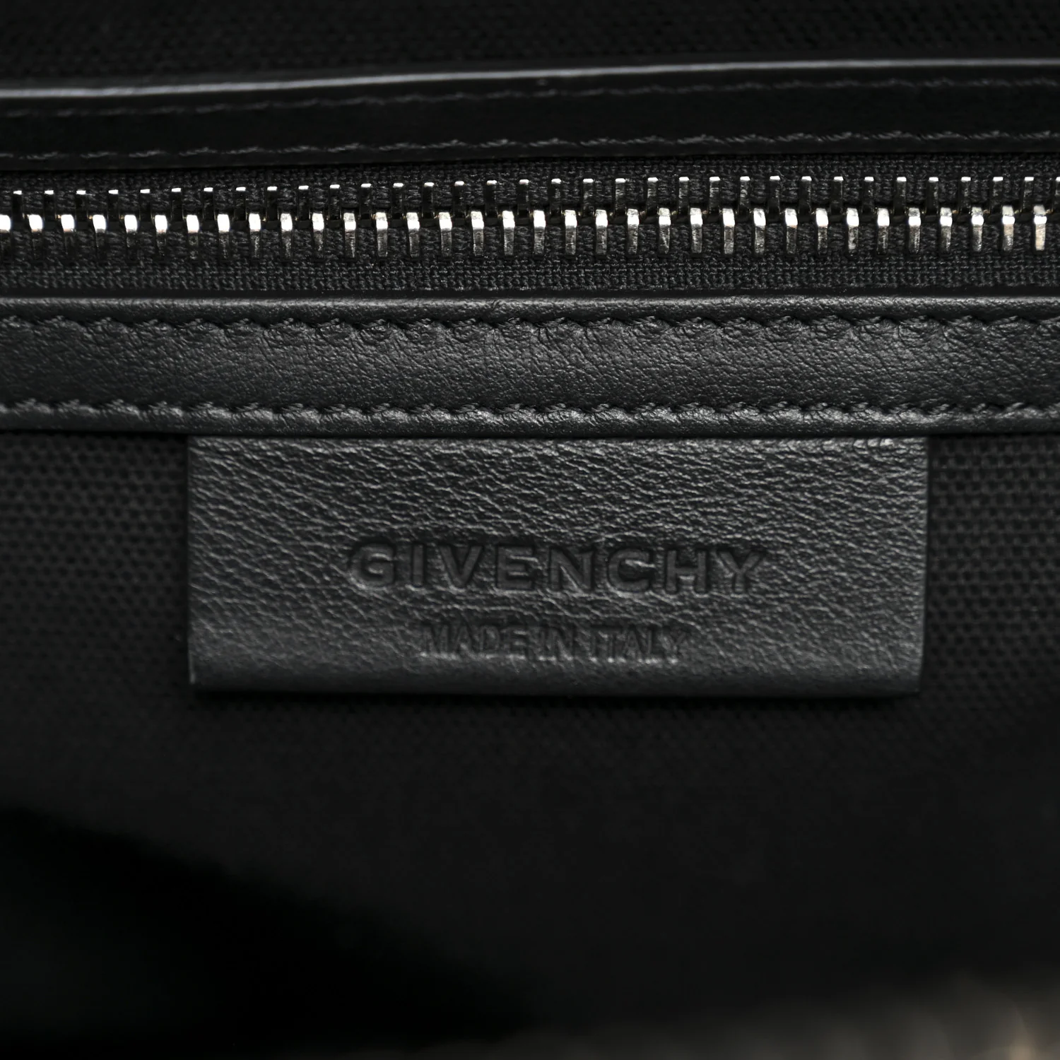 Calfskin Small Studded Antigona Black