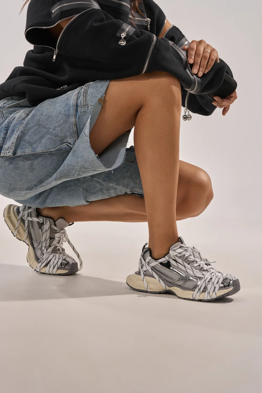 AZALEA WANG SAMURAI GREY MULTI CHUNKY SNEAKER - Akira Store