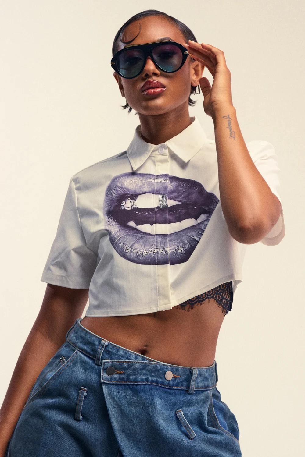 ICE ME OUT BUTTON DOWN TOP - Akira Store