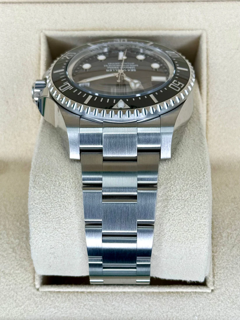 [Super Clone]Rolex Deepsea Black Dial and Bezel Oyster Bracelet 44mm Watch  m136660-0006