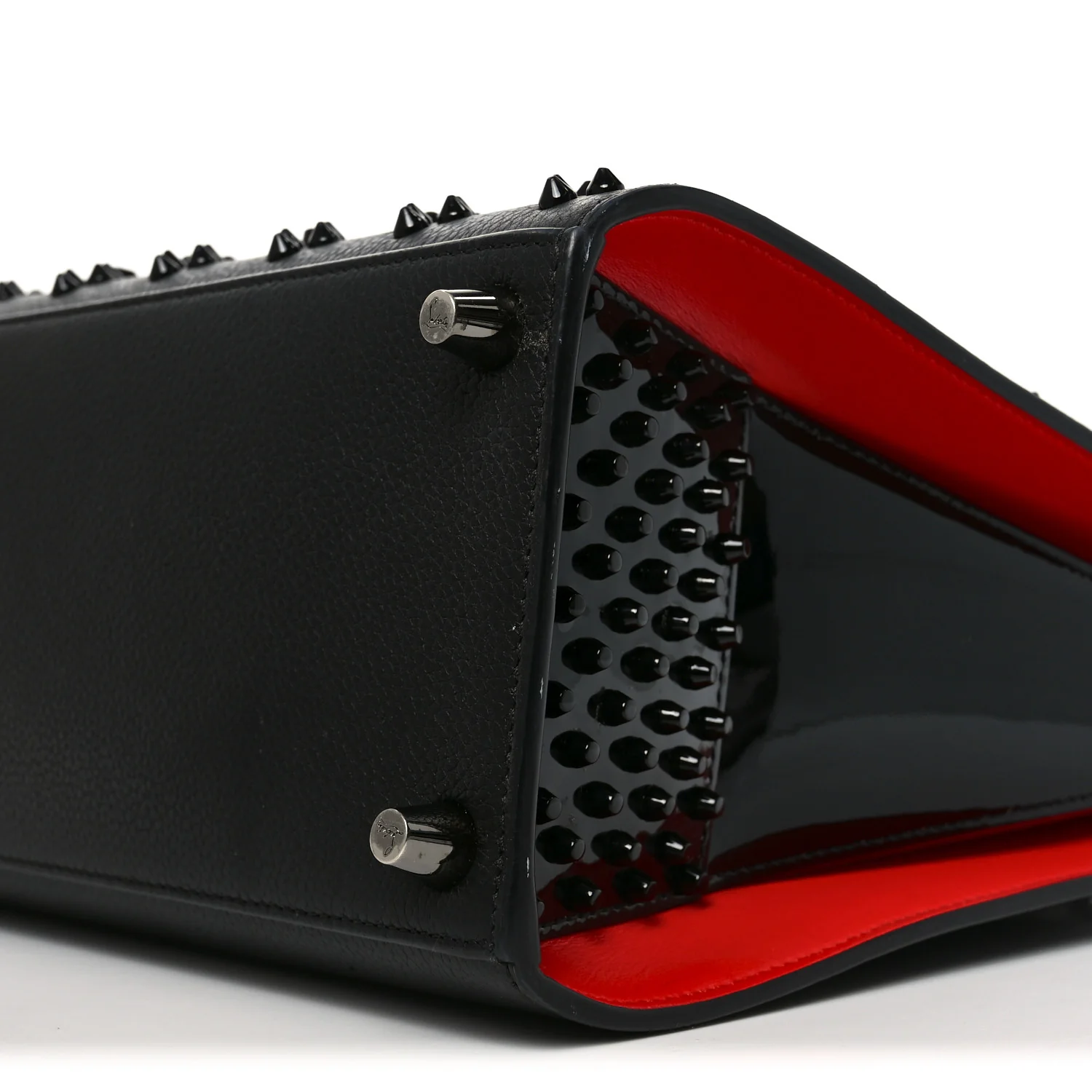 Calfskin Spikes Loubinthesky Medium Paloma Black