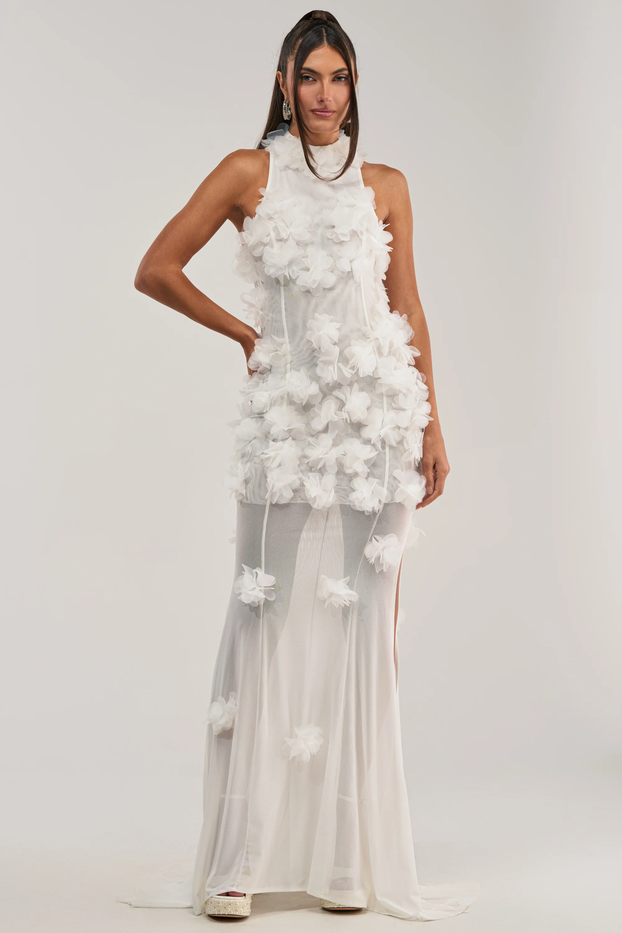PARTY FAVOR RUFFLE MAXI DRESS IN WHITE - Akira Store