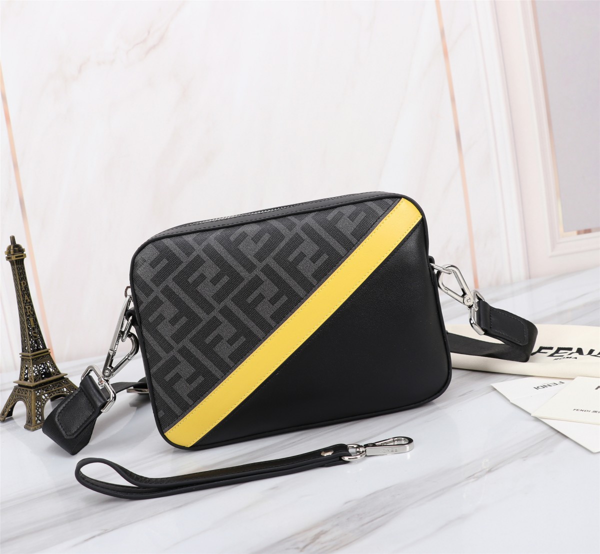 Fen pouch men bag size :23�?6�? cm
