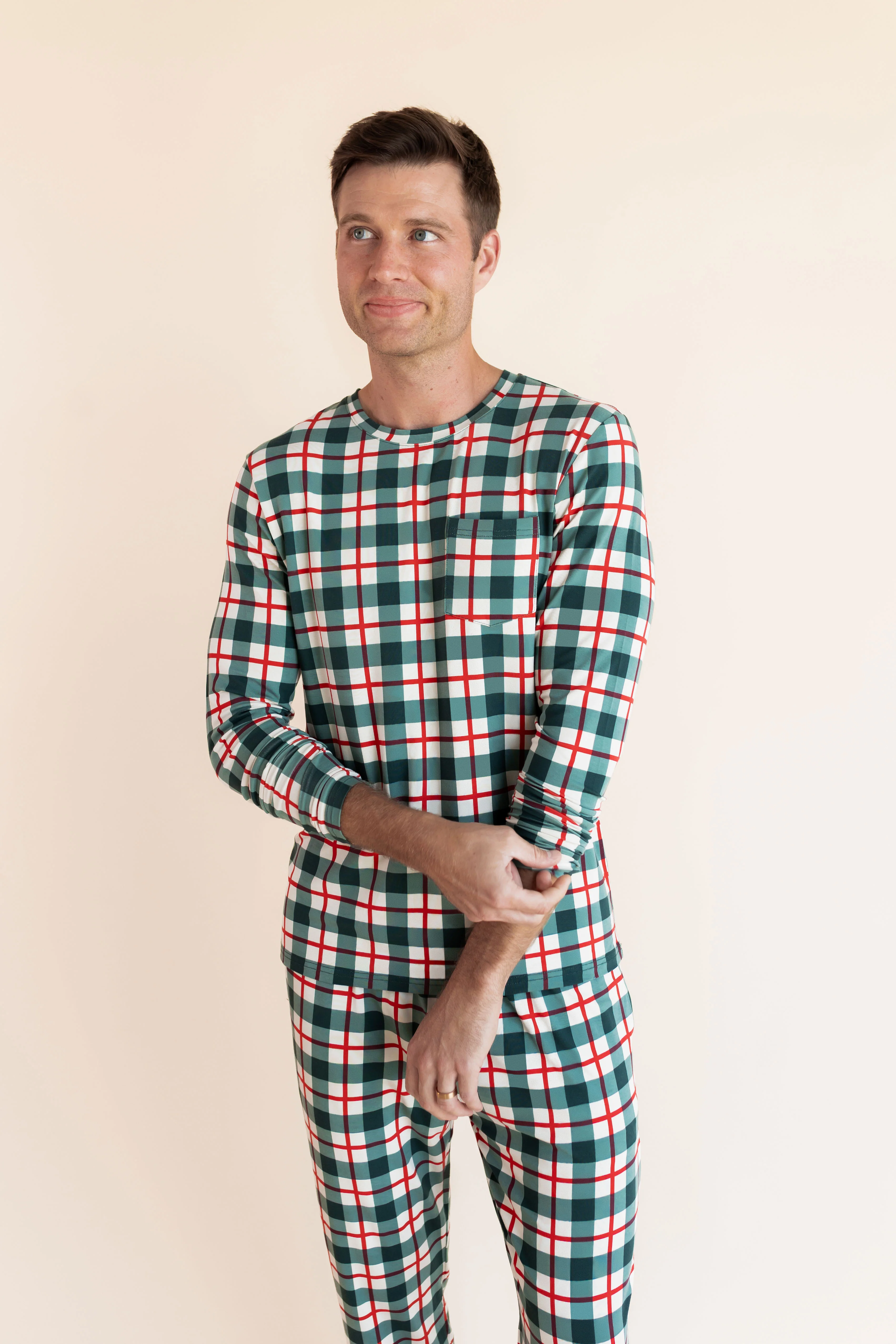 Men's Jogger Set in Holiday Plaid