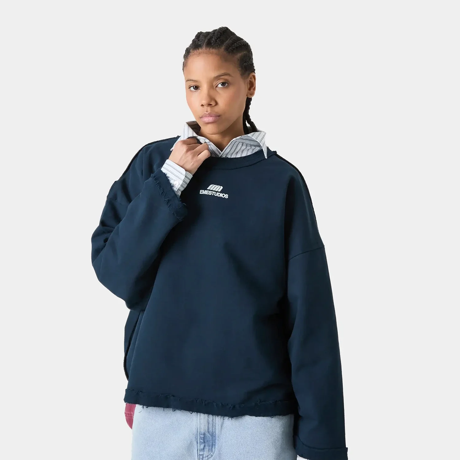 Suty Navy Reverse Crewneck
