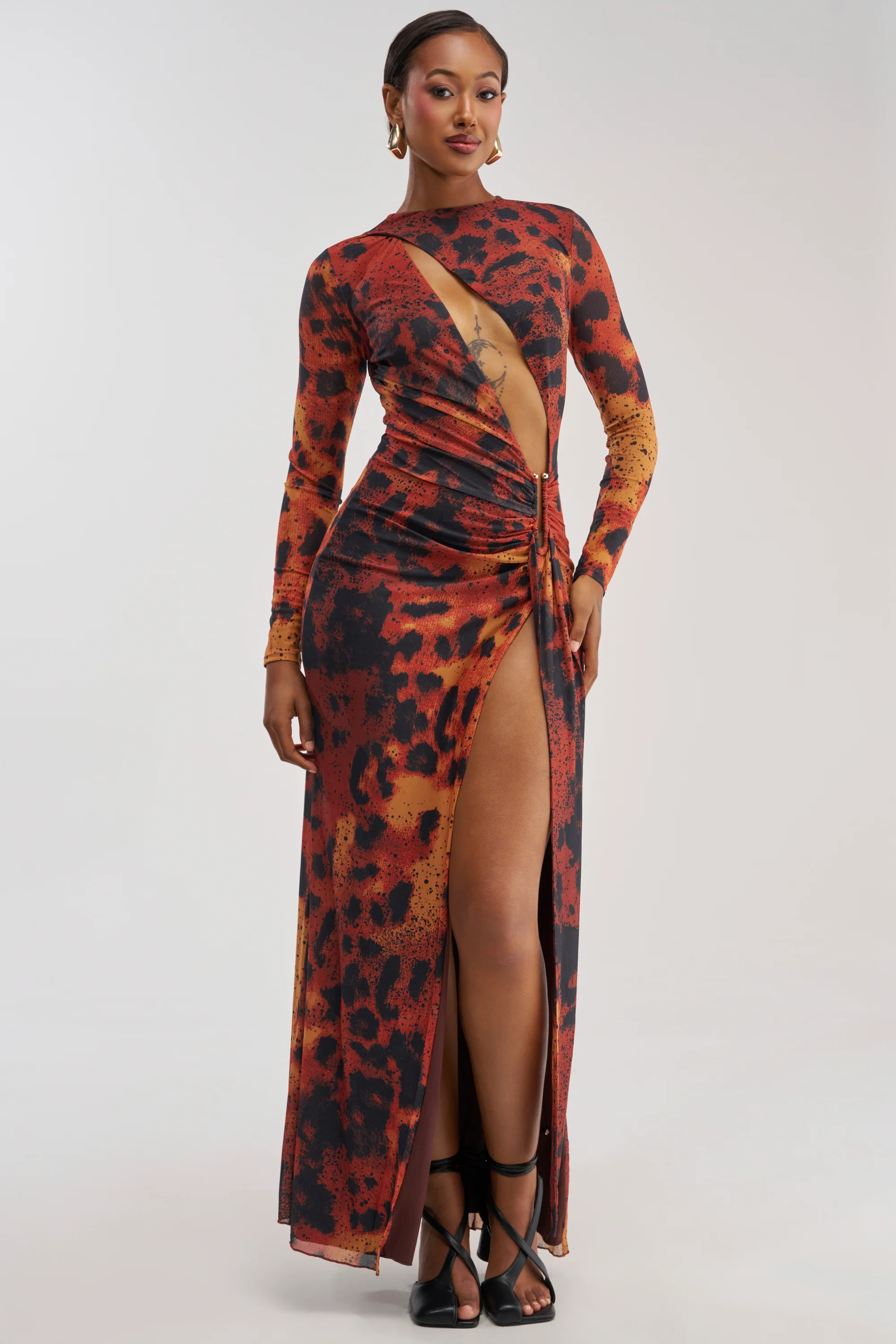 HOTTEST TOPIC MAXI DRESS IN RED MULTI - Akira Store