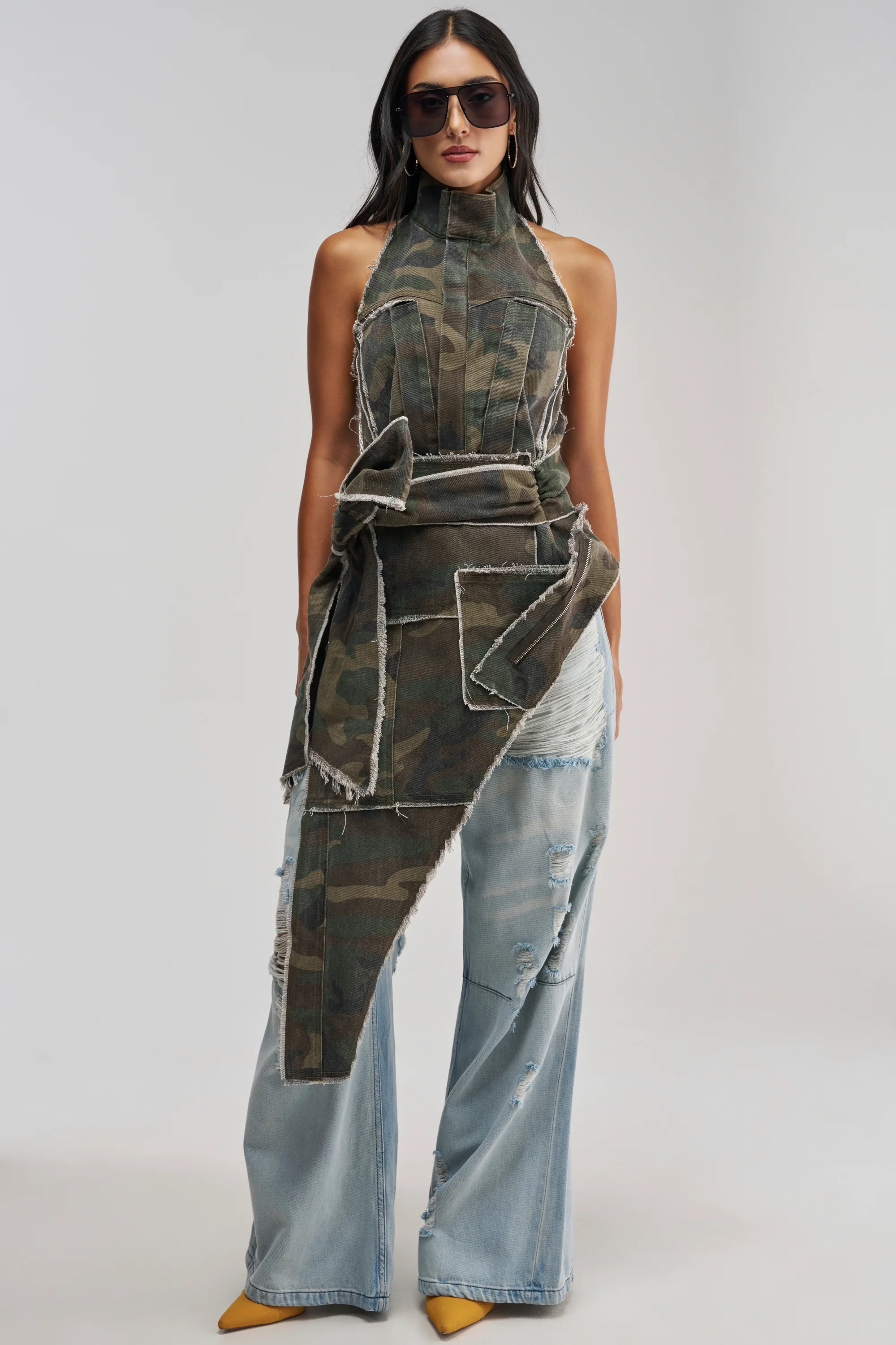 BIG STEPPER CAMO TOP - Akira Store