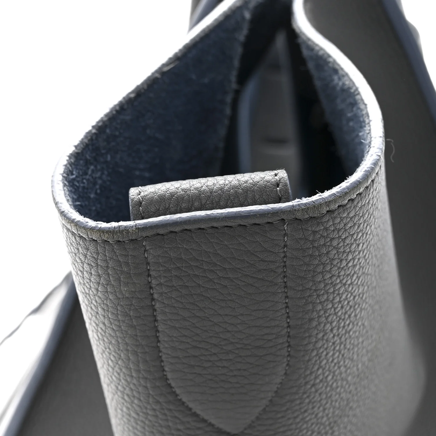 Baby Grained Calfskin Medium Phantom Luggage Kohl