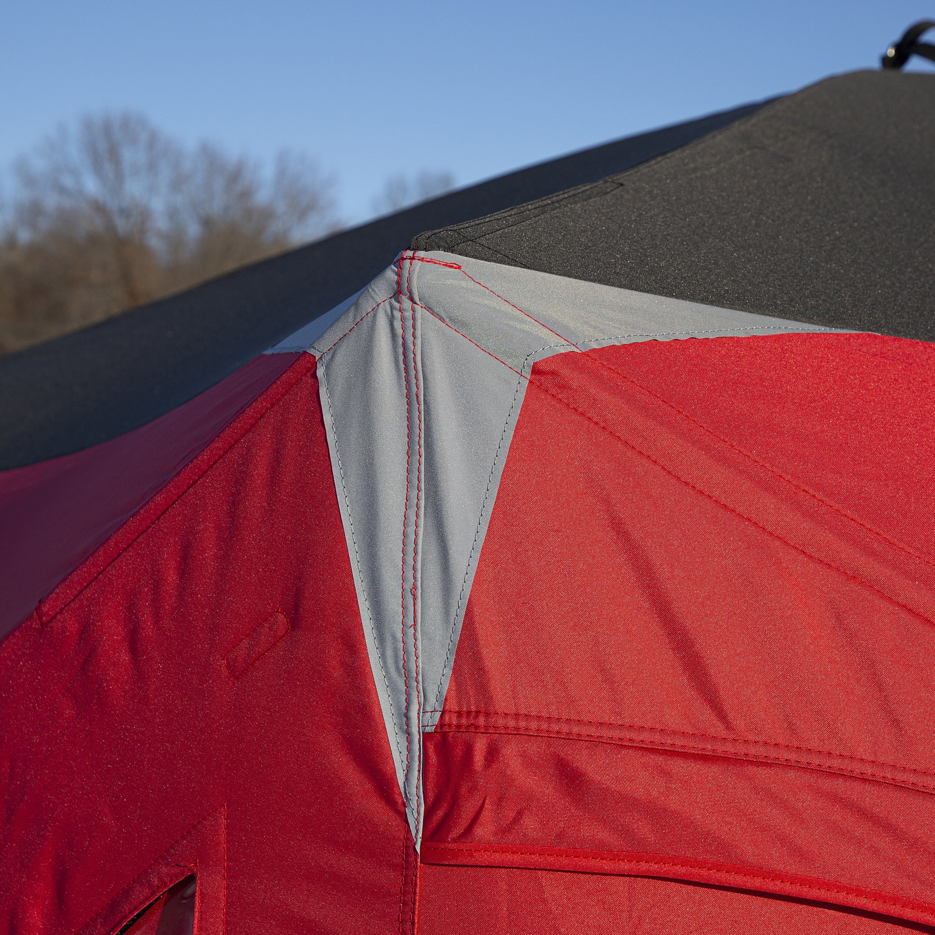 Outbreak�?350XD, Pop-up Portable Ice Shelter, Insulated, Red/Black, 3-4 Person Capacity, 40350 - Image 3