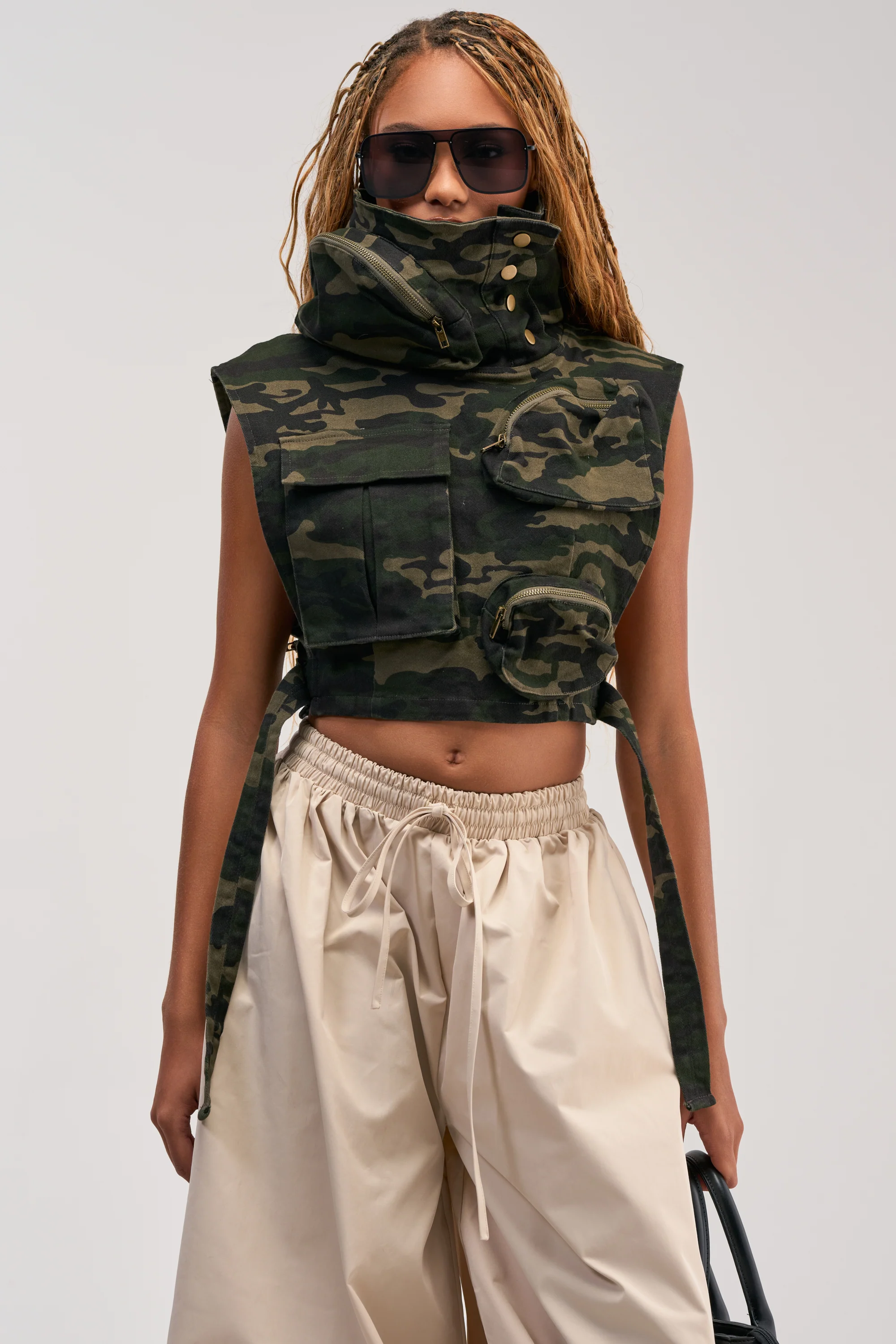 KADEN CARGO SLEEVELESS TOP IN CAMO - Akira Store