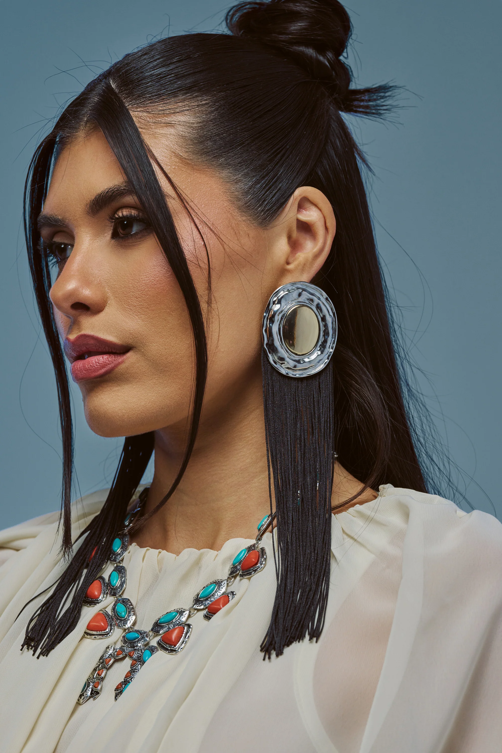 TASSEL DIVA STATEMENT EARRINGS IN BLACK - Akira Store