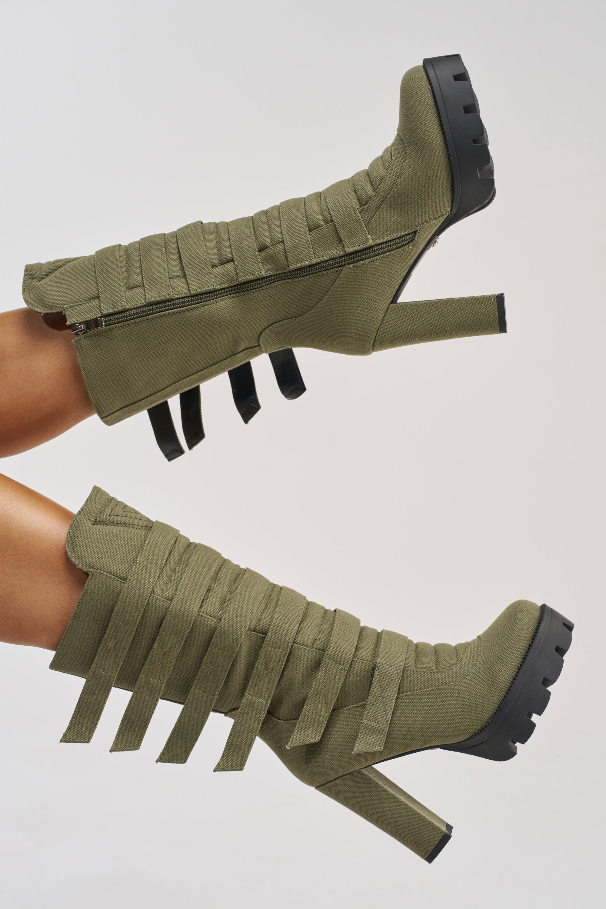AZALEA WANG VIOREN OLIVE CANVAS BLOCK BOOTIE - Akira Store