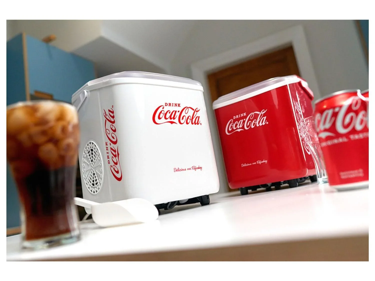 Coca Cola Machine  glaons