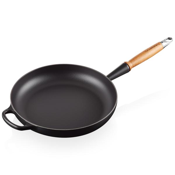 Signature støpejernspanne med trehåndtak 28 cm matte black
