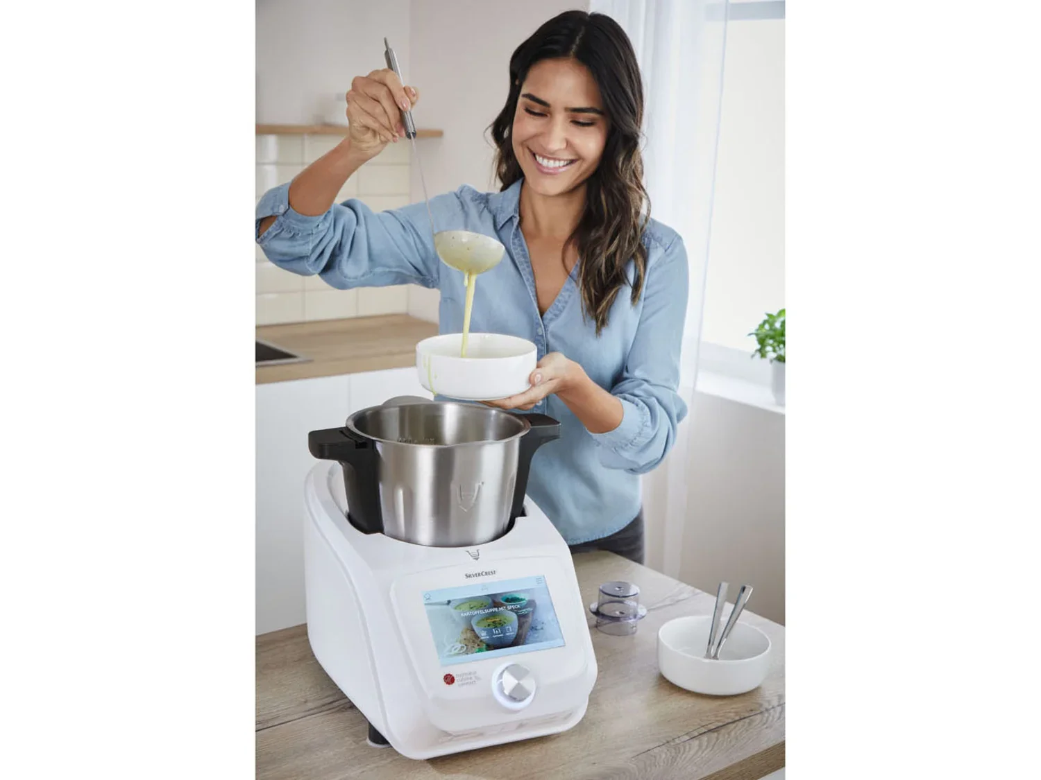 SILVERCREST KITCHEN TOOLS Monsieur Cuisine Connect SKMC 1100 A1, 4,5 L