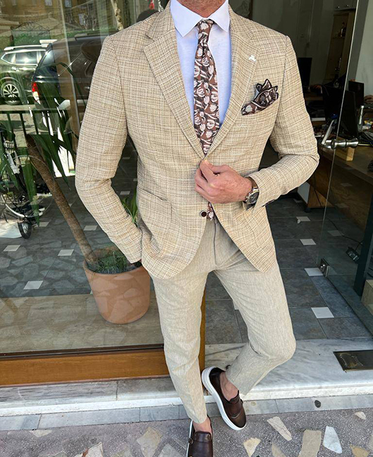 Blazer à motif texturé, coupe business casual, revers cranté, poches simples