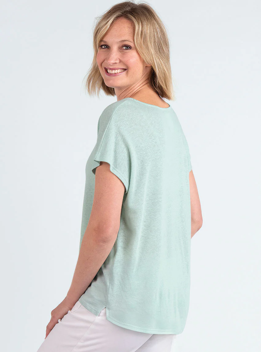 Top femme fluide en lin vert d'eau