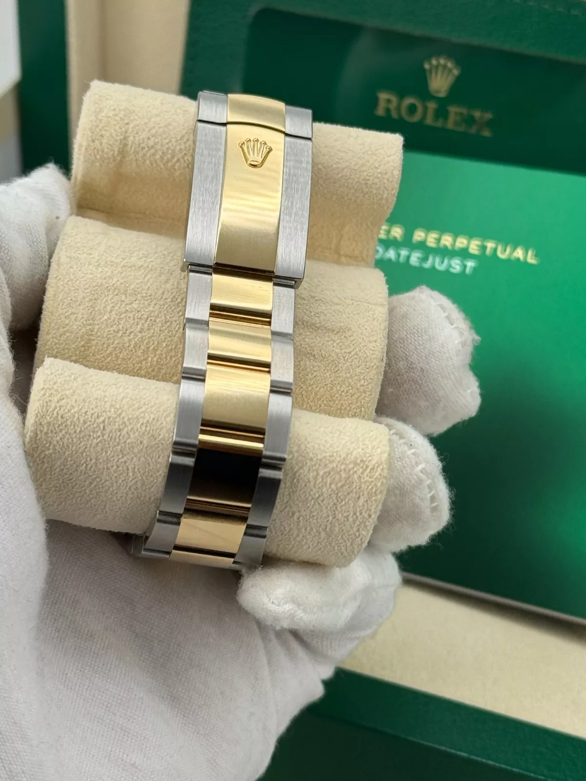 [Super Clone]RLX  Datejust 36mm 126233-0040 Golden Fluted Motif 36mm Dial Oyster Bracelet