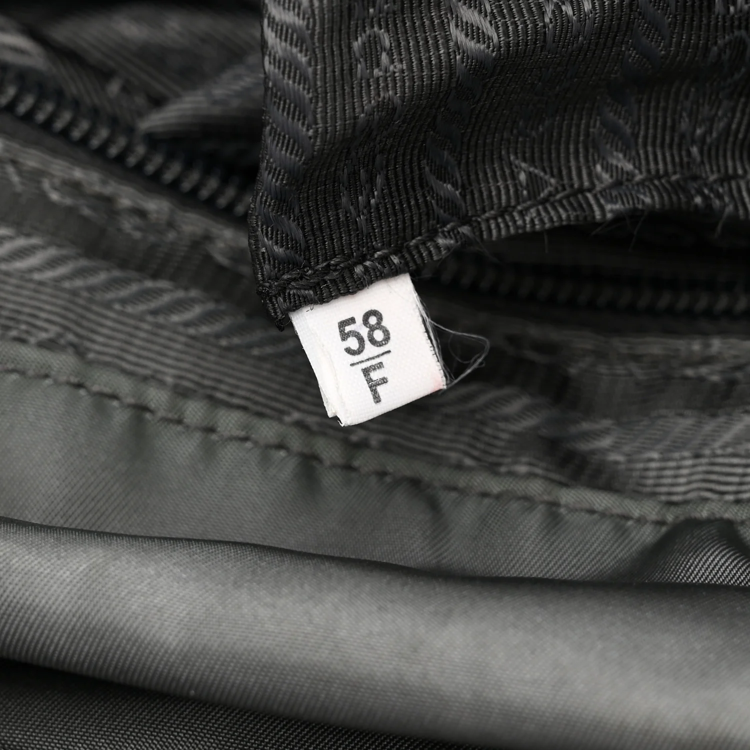 Tessuto Nylon Saffiano Medium Backpack Anthracite