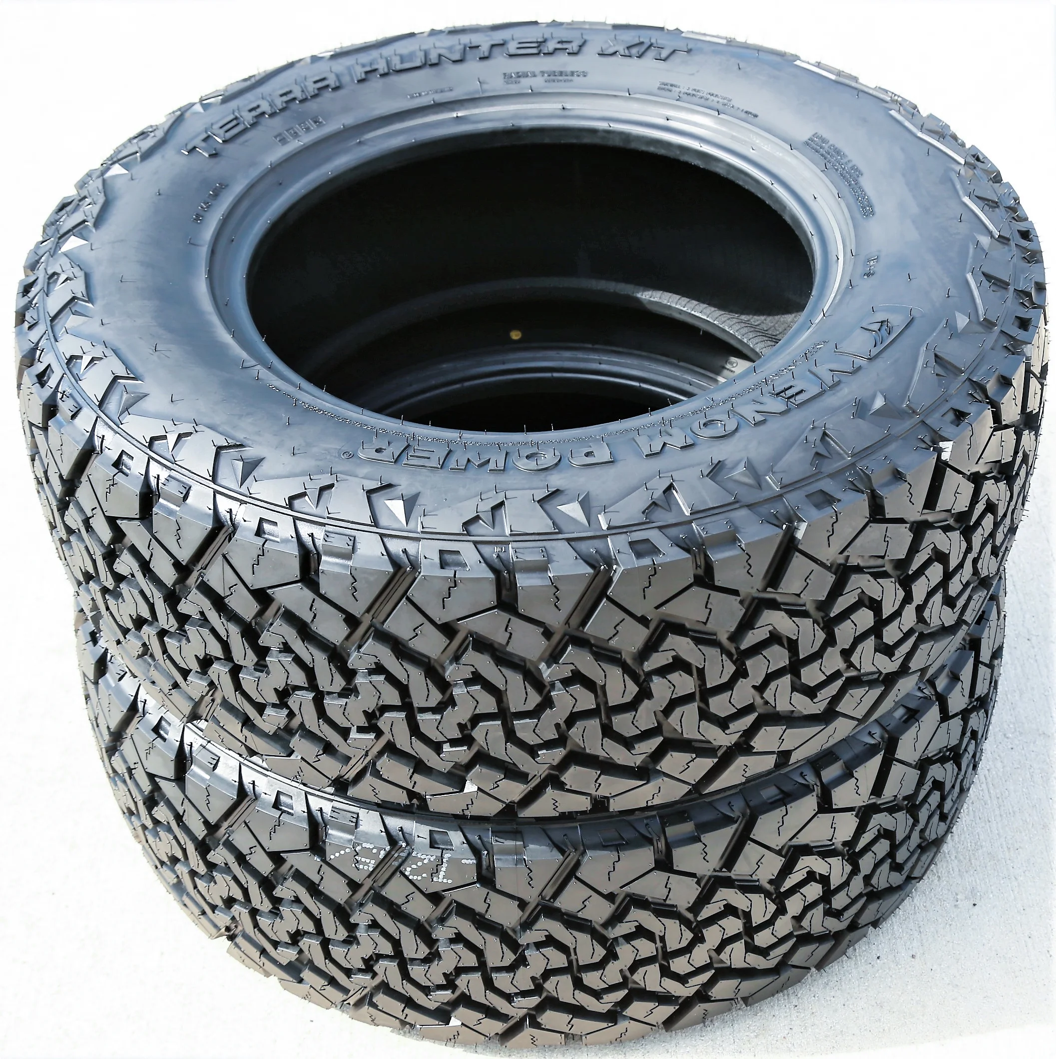 Venom Power Terra Hunter X/T 265/75R16 116T Extreme Terrain Tire
