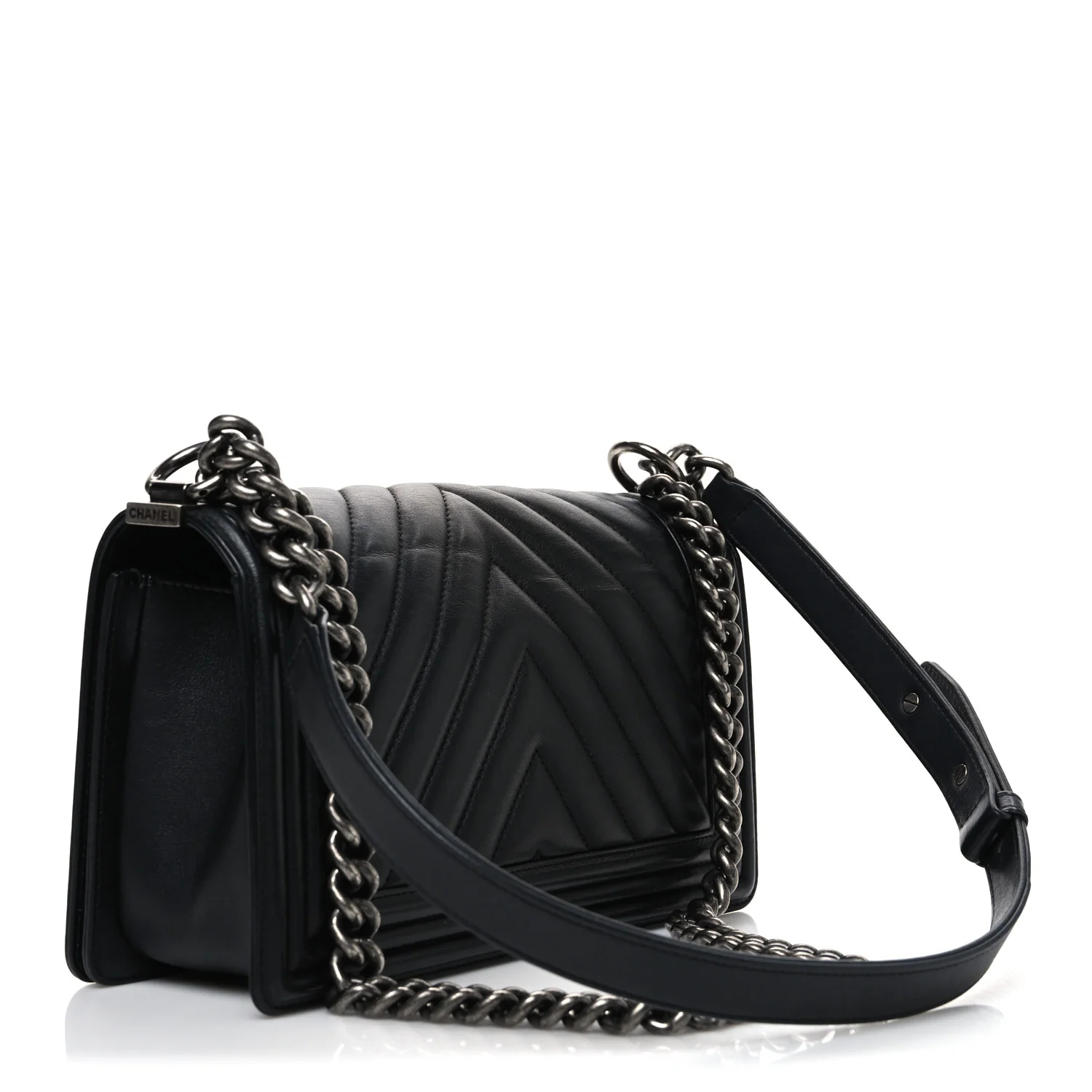 Calfskin Chevron Quilted Medium Boy Flap Black