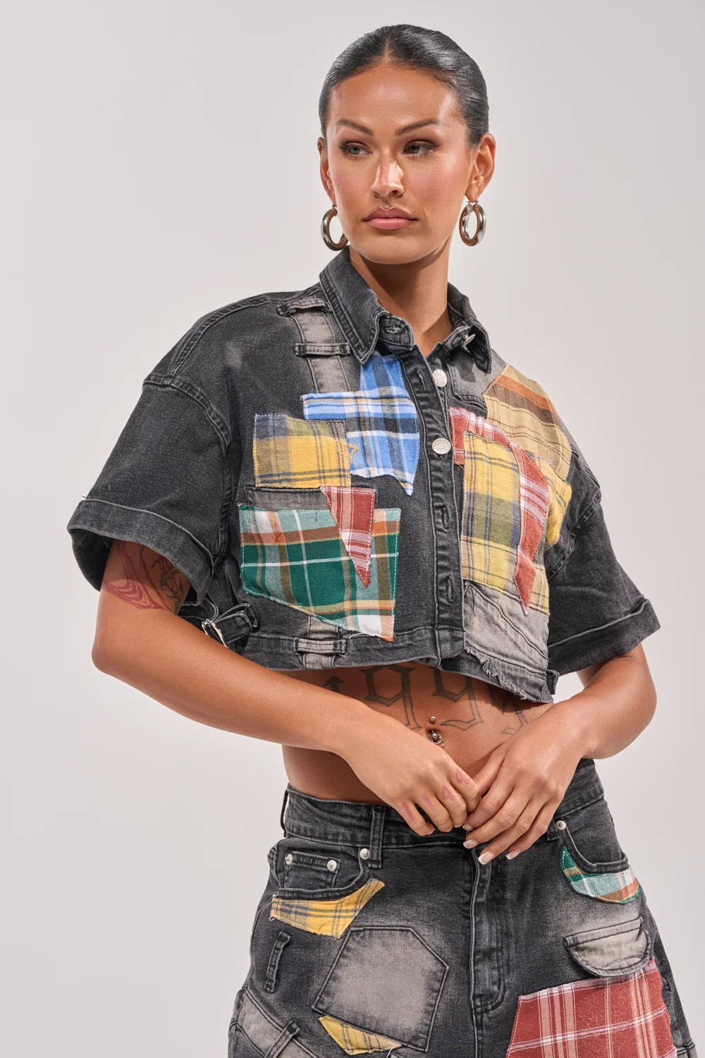 DREA MIXED PLAID CROP SHORT SLEEVE BUTTON DOWN - Akira Store