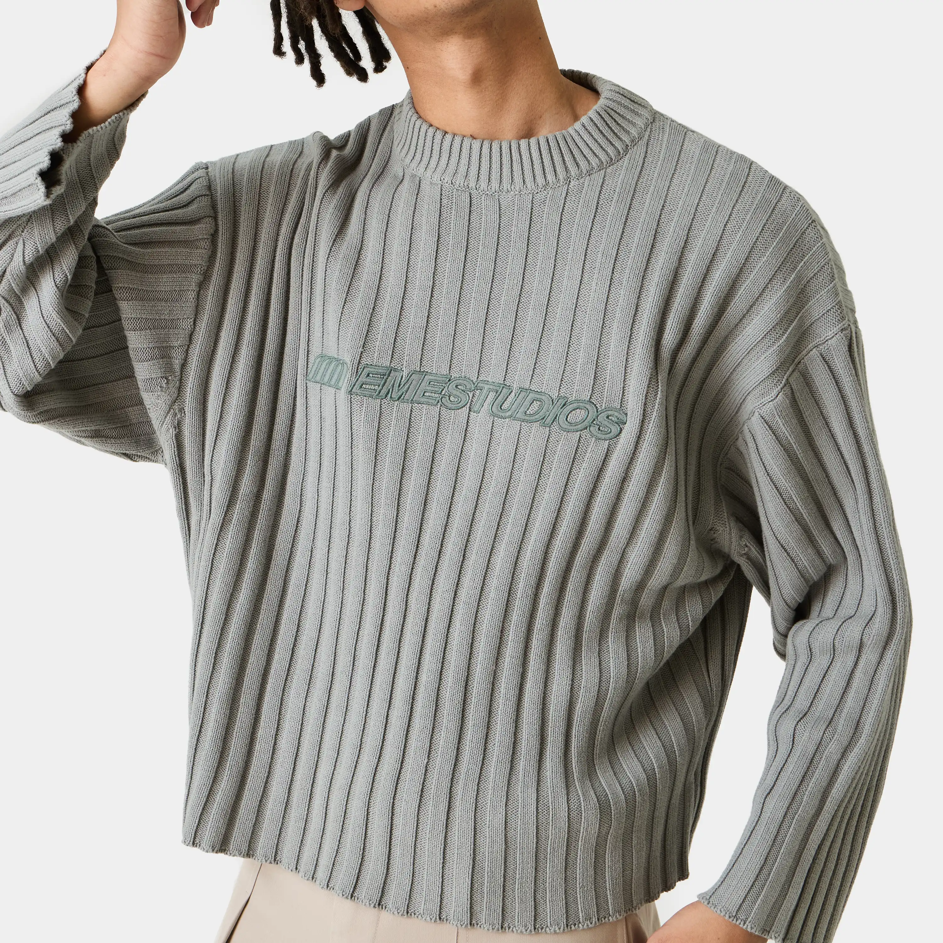 Tube Beetle Knit Sweater