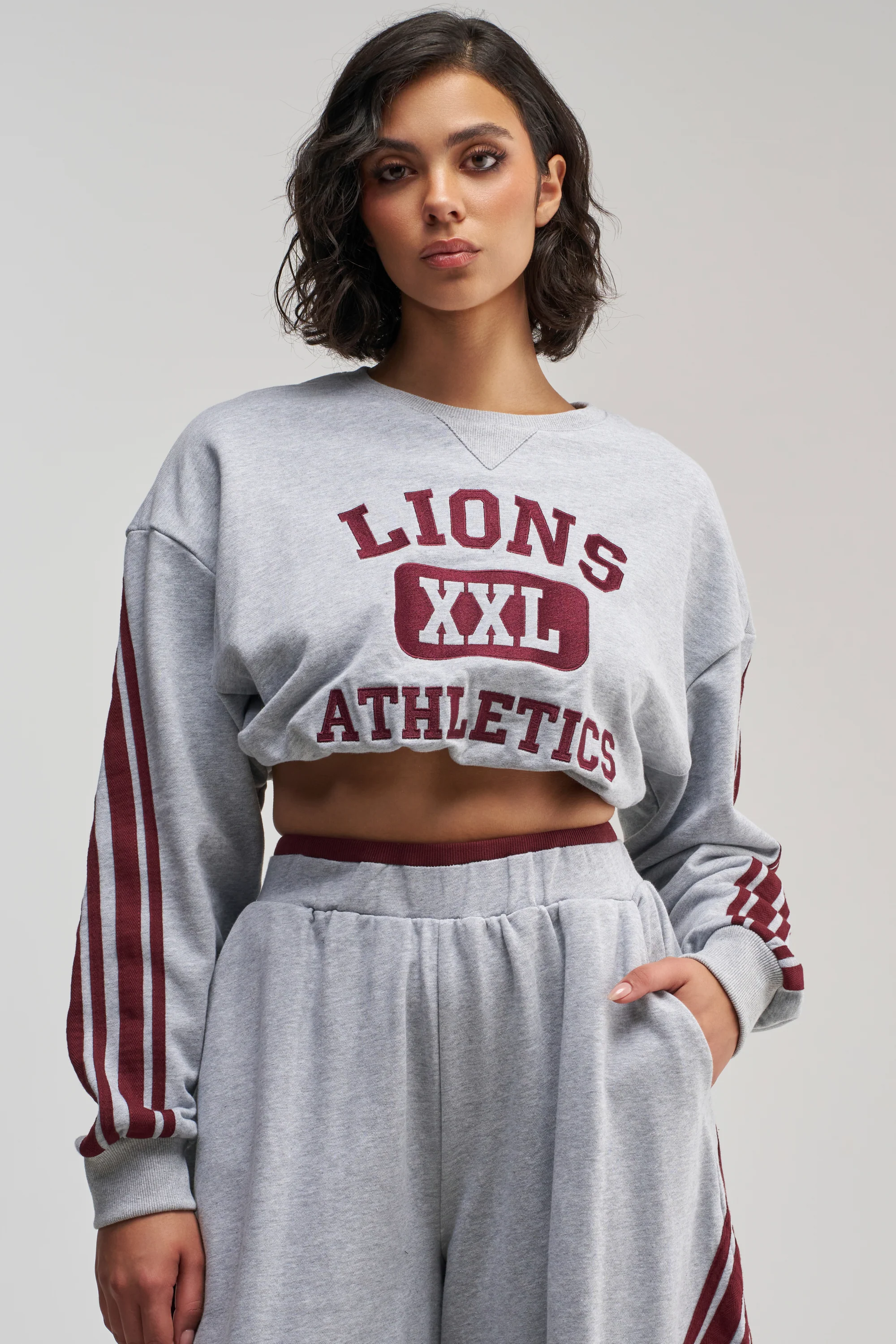 VICTORY LANE STRIPED SWEATSHIRT - Akira Store