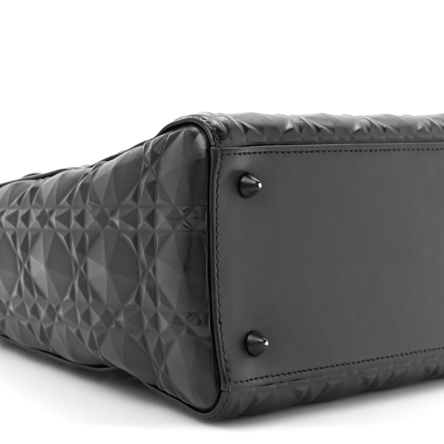 Calfskin Cannage Diamond Cannage Medium Lady Dior Black