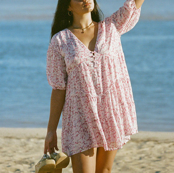 Robe courte ample à imprimé floral pour femme