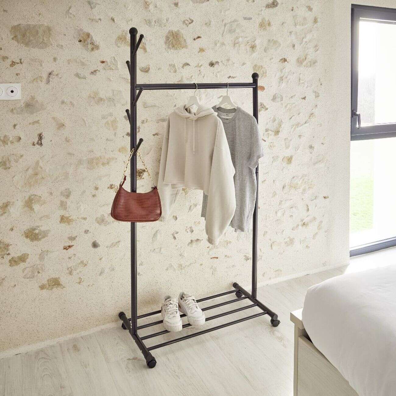 Portant vêtements simple acier et roulettes 3en1