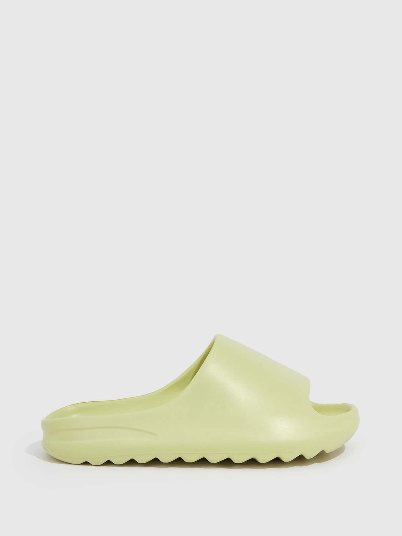 Sandales CUCCOO Basic pour femmes, modèle à bride unique, sandales jaunes tendance en EVA