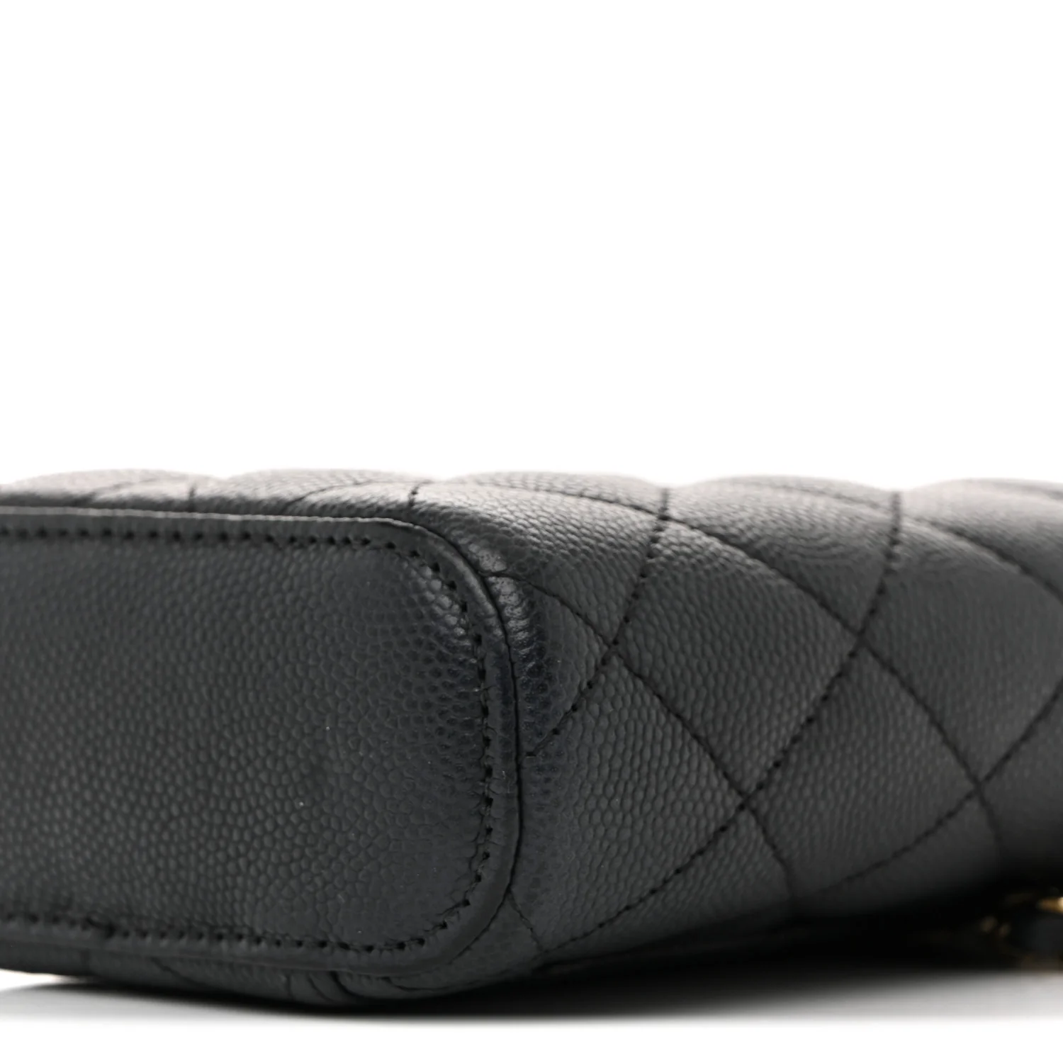 Caviar Quilted Small Vertical Coco Beauty Vanity Case With Chain Black