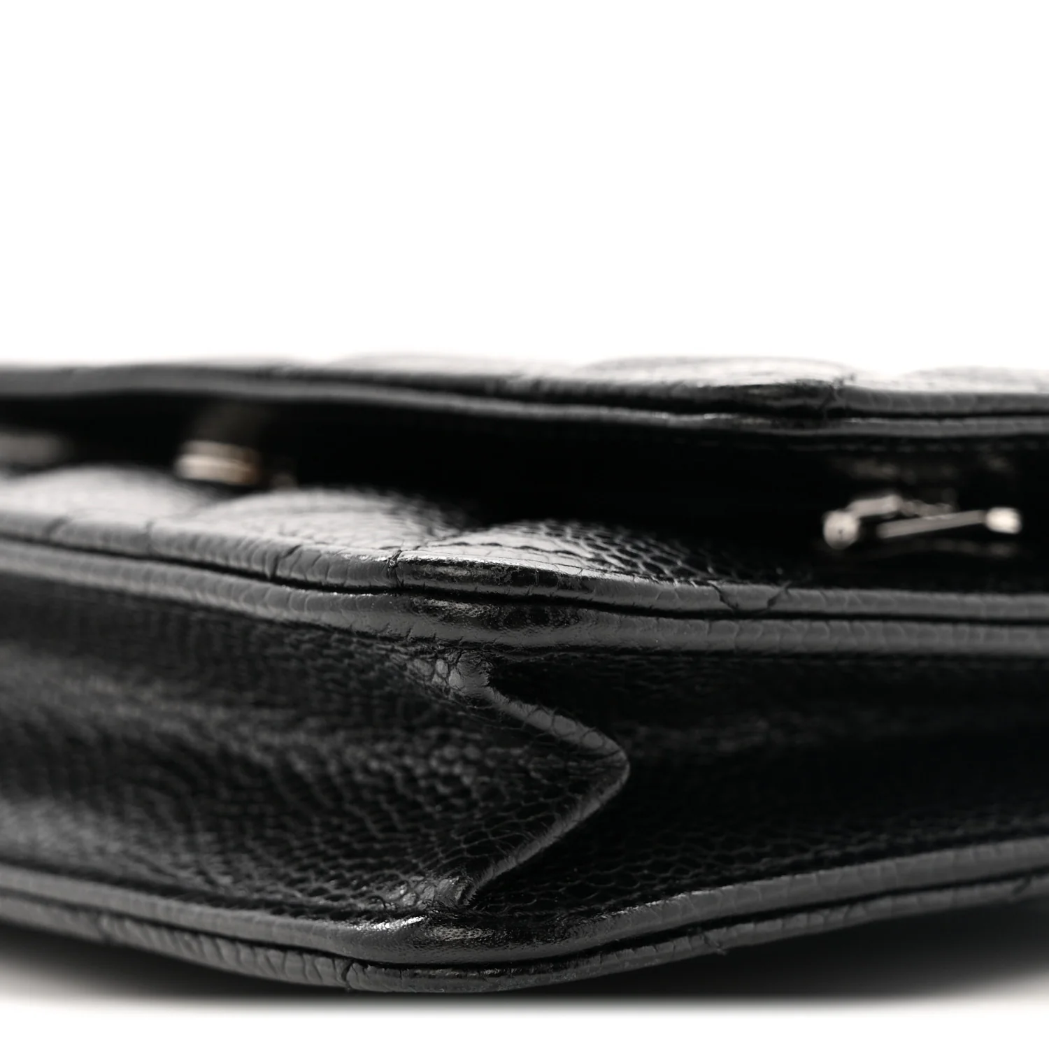 Caviar Quilted Wallet on Chain WOC Black