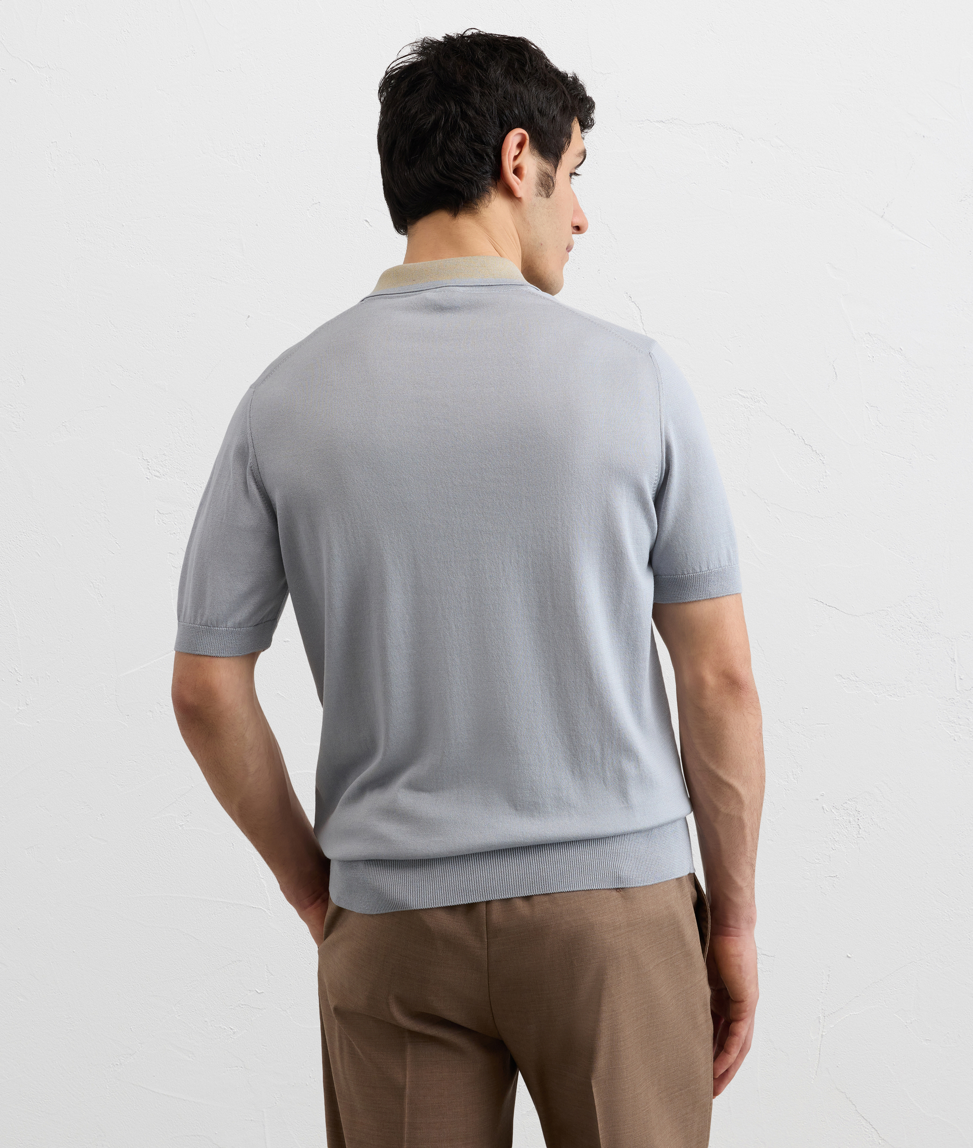 LIGHT GREY SILK AND COTTON SHORT SLEEVED KNITTED POLO SHIRT