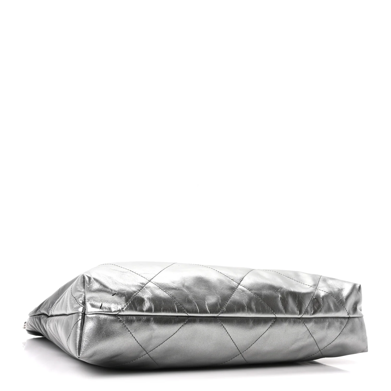 Metallic Shaded Calfskin Quilted Chanel 22 Black Silver