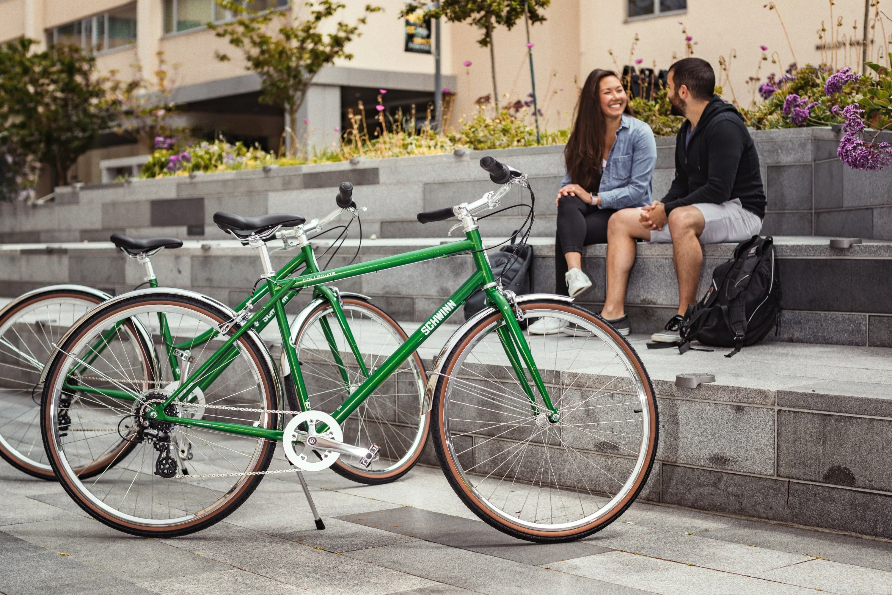 Schwinn Collegiate Adult Hybrid Bike, 8 Speeds, 700c Wheels, Women'S 19 in Frame, Medium, Large