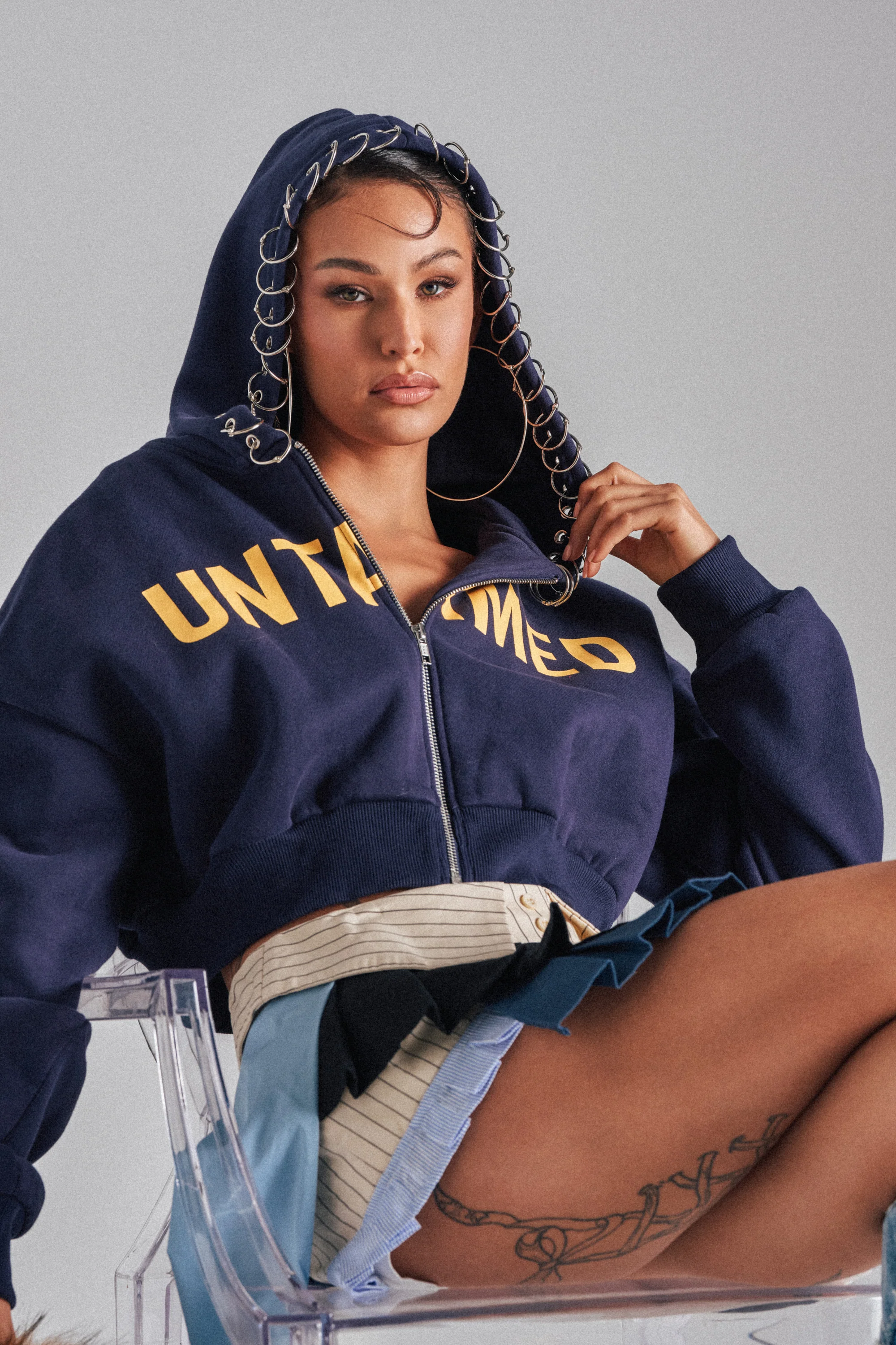 UNTAMED METAL RING SWEATSHIRT - Akira Store