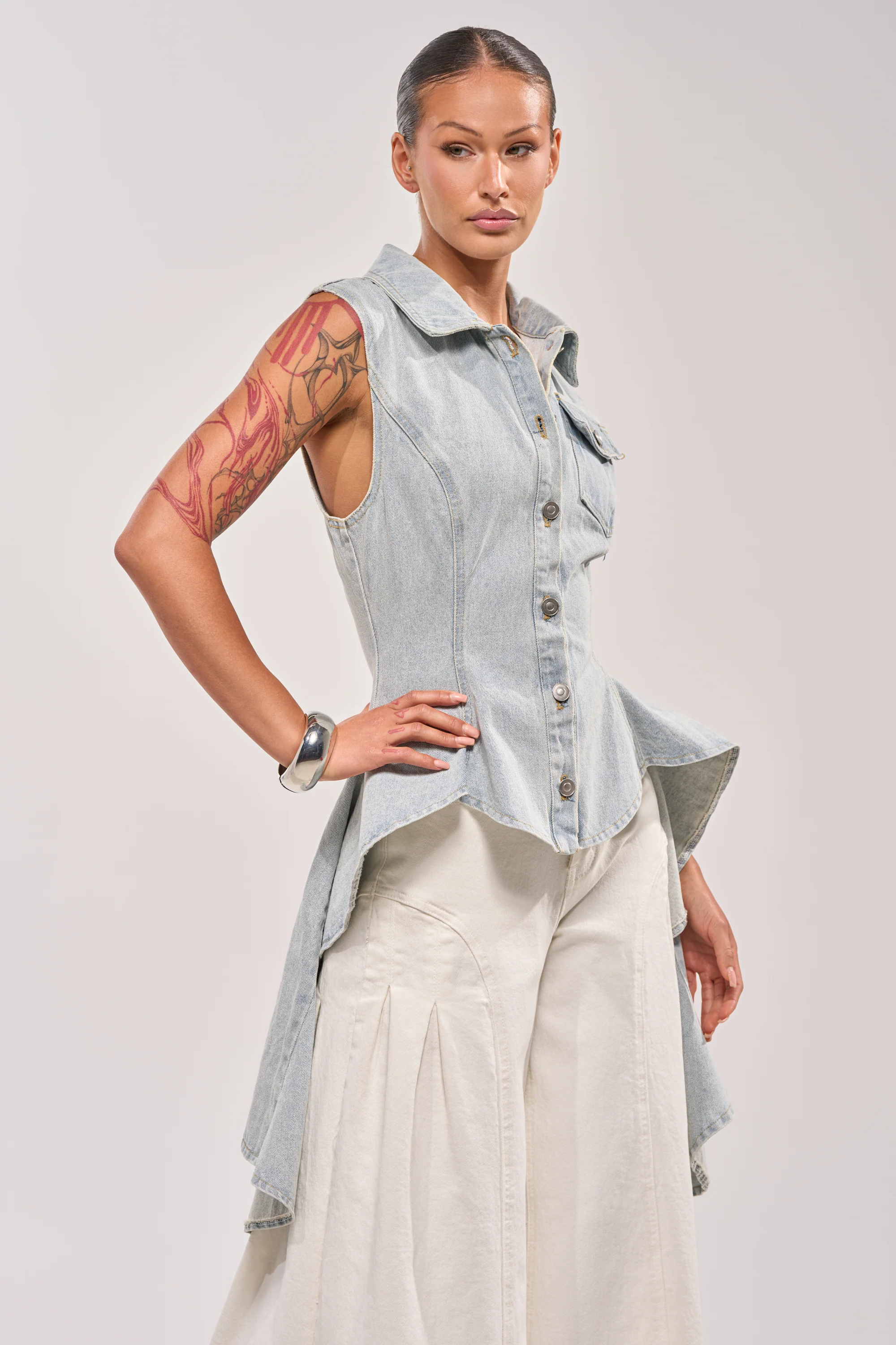 HIGH LOW DENIM VEST - Akira Store