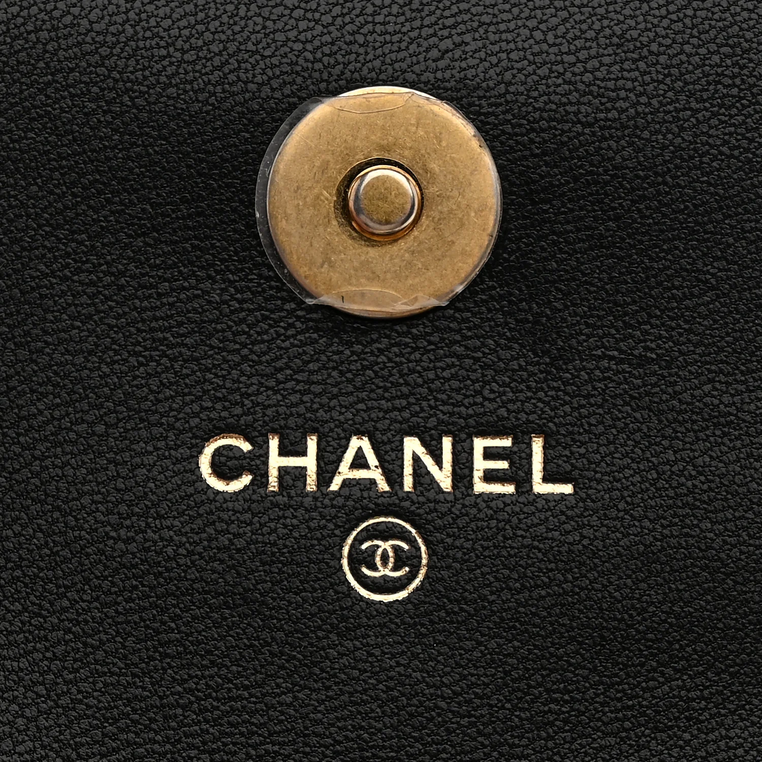 Lambskin Quilted Pearl Crush Clutch With Chain Black