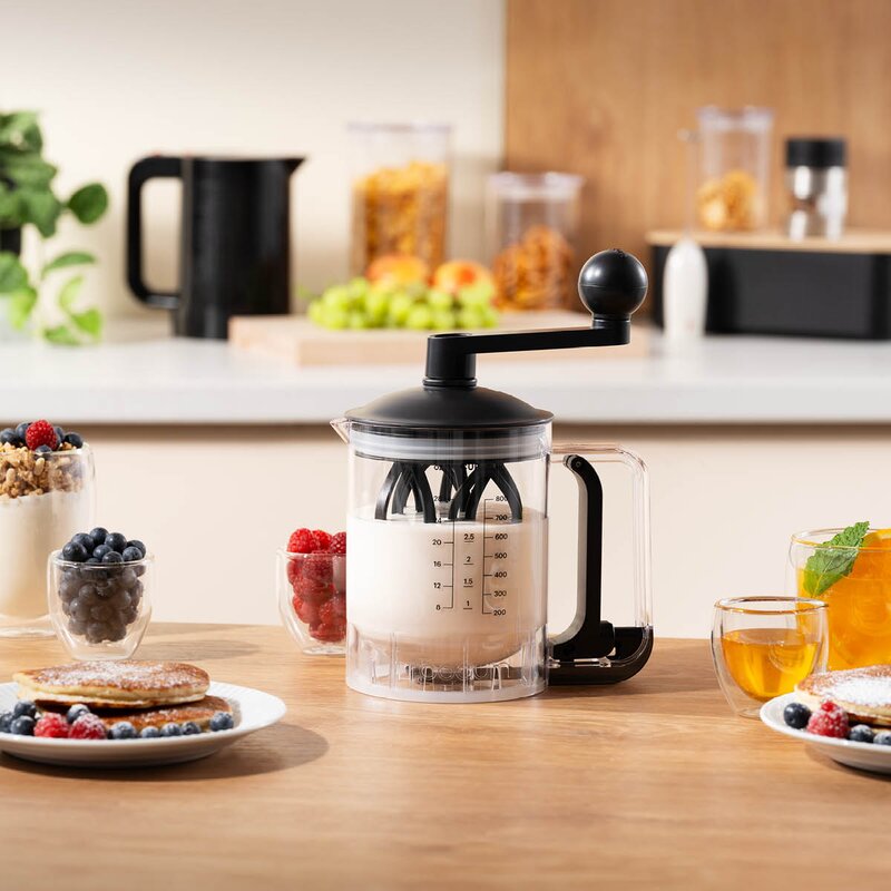 Bistro manuell pannekakemikser 0,8L svart
