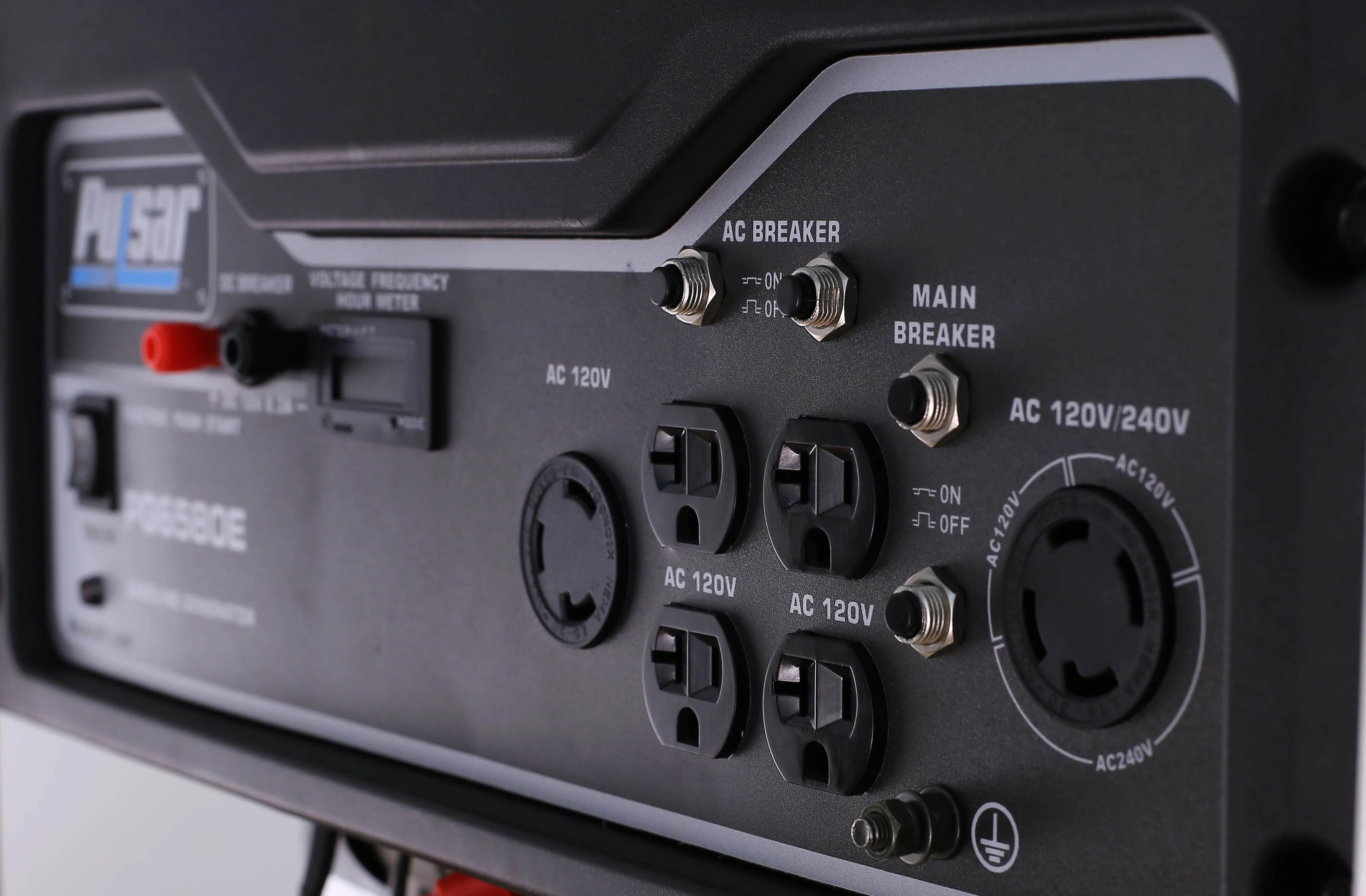 6580 Watt Portable Generator with Electric Start Image 6