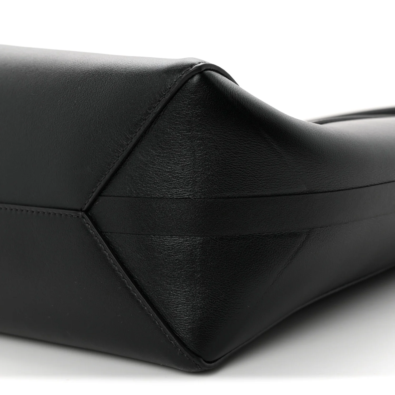 Calfskin Vlogo Medium Locker Tote Black