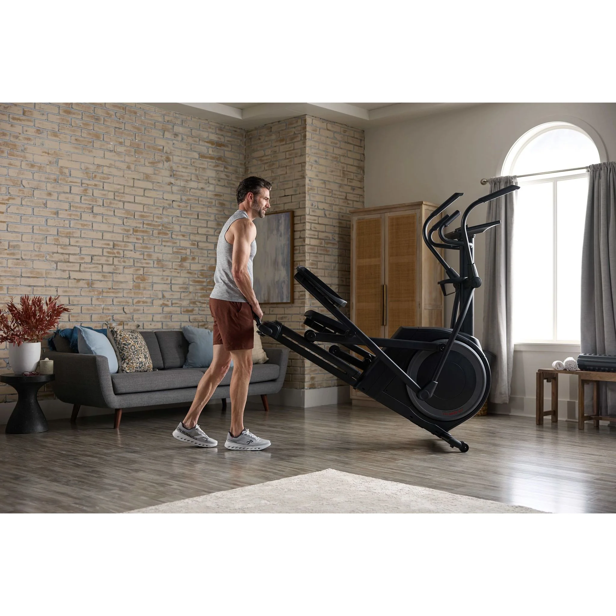 Carbon EL Elliptical with 18 Levels of Resistance for Effective Low-Impact Workouts - Image 7