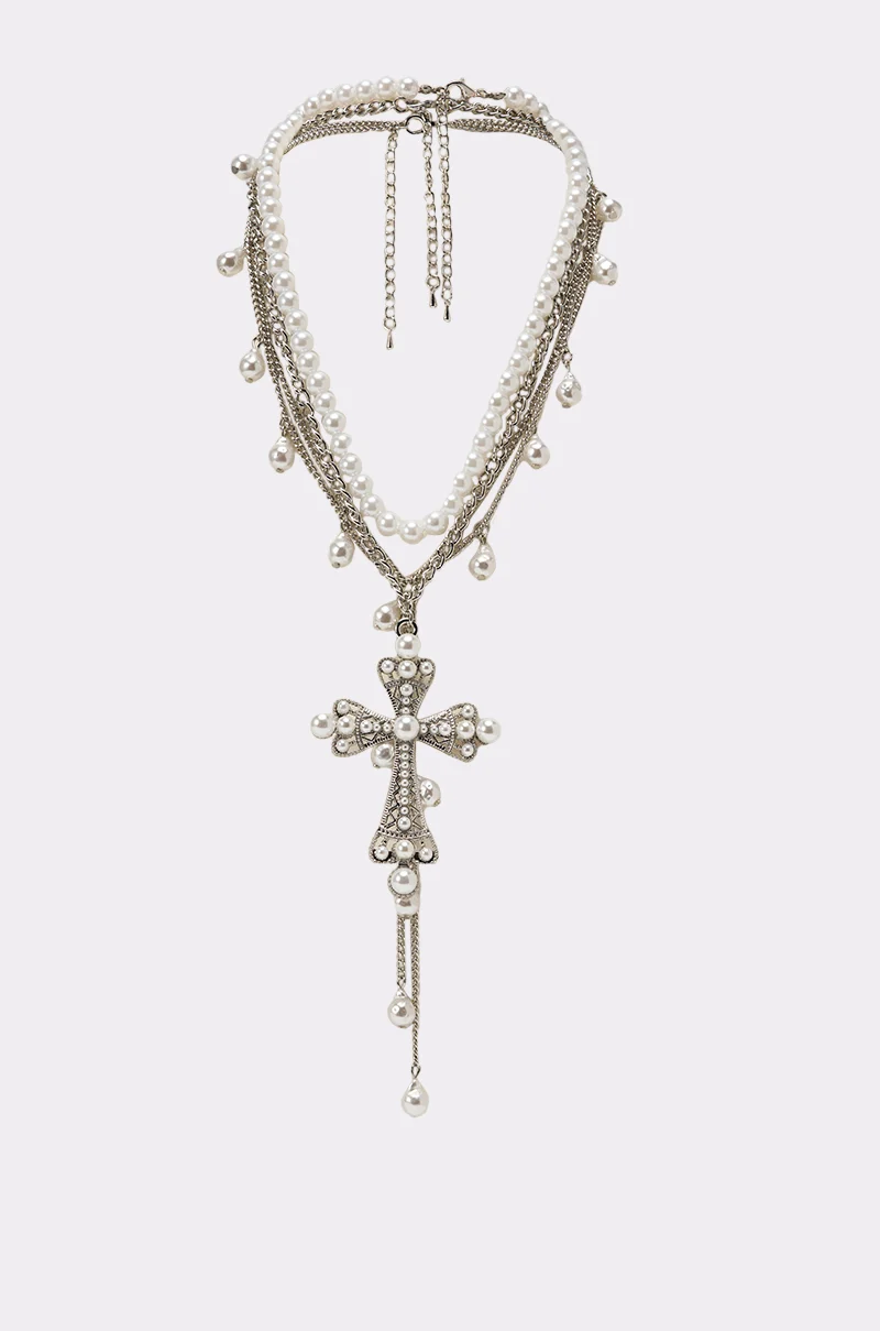 PRINCESS PEARL NECKLACE - Akira Store